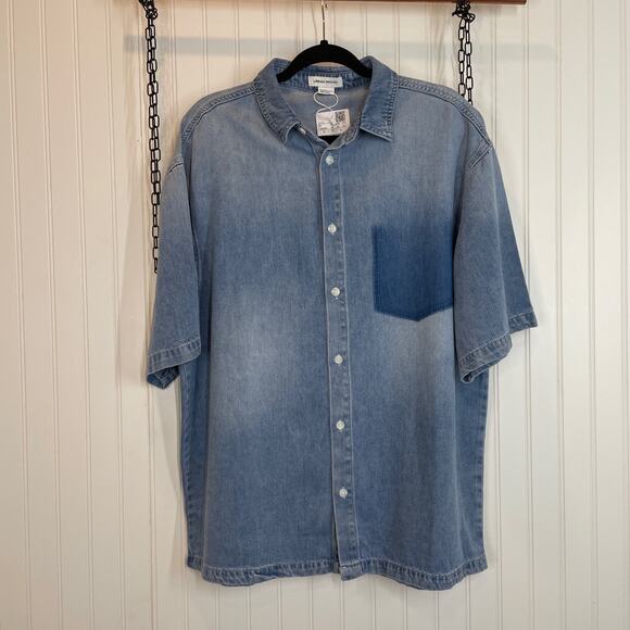 NWT Urban Revivo Men’s Blue Denim Short Sleeve Button Down Shirt Top Size M - Picture 1 of 8